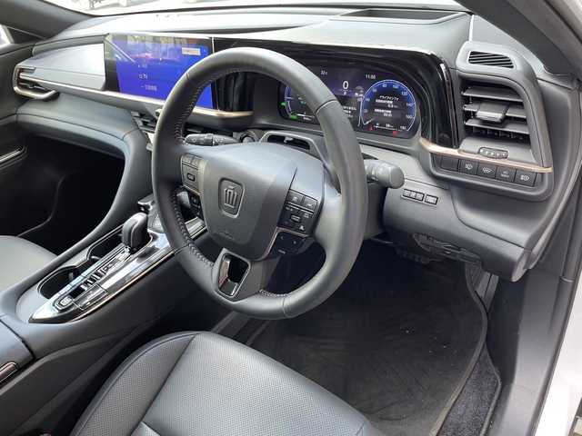 トヨタ クラウン スポーツ Z 福島県 2023(令5)年 1万km プレシャスホワイトパール 4WD/パワーバックドア/純正アルミホイール/モデリスタエアロ/LEDヘッドライト/オートライト/ディスプレイオーディオ（BT・フルセグTV）/純正サンルーフ/ETC2.0/シートエアコン・ヒーター（前席）/Wエアコン/コーナーセンサー/パワーシート（前席）/純正フロアマット