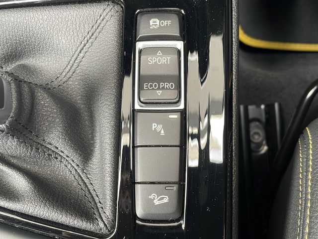 ＢＭＷ Ｘ２ xDrive 18d MスポーツX 山形県 2020(令2)年 5.4万km 黒 ・４WD/・純正ナビ/Bluetooth/AMFM/・ビルトインETC/・社外前後ドラレコ/・バックカメラ/・MTモード付きAT/・レーダークルーズコントロール/・レーンキープアシスト/・衝突被害軽減システム/・オートライト/・LEDヘッドランプ/・前後クリアランスソナー/・ヘッドアップディスプレイ/・電子パーキング/・ハーフレザーシート/・前席シートヒーター/・パワーバックドア