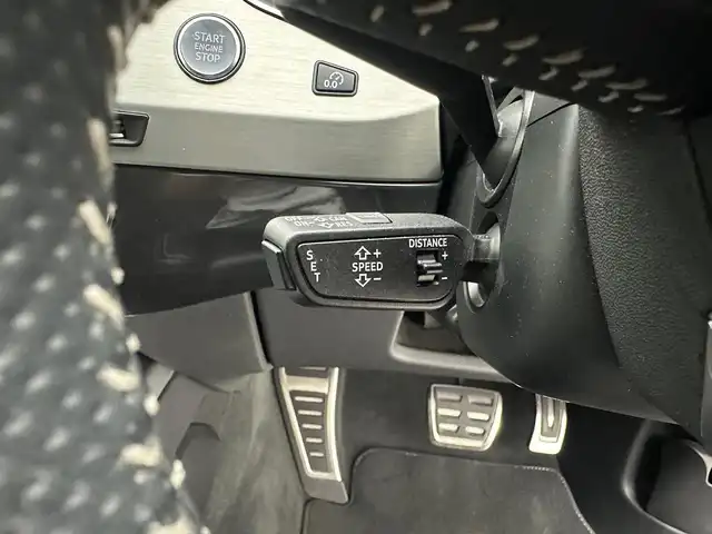アウディ Ｑ７ 2.0TFSI クワトロ Sライン PKG 兵庫県 2018(平30)年 6.1万km 白 ４WD/純正HDDナビ/（フルセグ/CD/DVD/Bluetooth/SD）/バックカメラ/ビルトインETC2.0/社外前方ドラレコ/パワーバックドア/パドルシフト/レザーシート/シートヒーター/パワーシート/ルーフレール/純正20インチアルミホイール/LEDヘッドライト/純正マット/パーキングアシスト/コーナーセンサー/LKA/ACC/BSM/アイドリングストップ/スペアキー