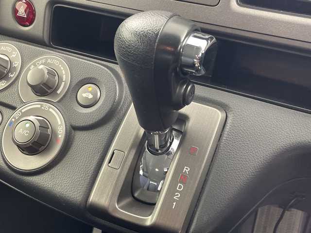 ホンダ クロスロード 18X HDDナビエディション 岐阜県 2008(平20)年 12.6万km ナイトホークブラックパール 純正ナビ/CD/DVD/HDD/ワンセグ/バックカメラ/オートエアコン/電格ミラー/ステアリングリモコン/HIDオートライト/ETC/横滑り防止装置/純正フロアマット/サイドバイザー/社外16インチAW