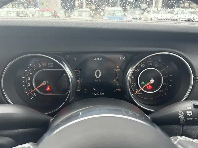 クライスラー・ジープ ジープ ラングラー アンリミテッド サハラ 滋賀県 2020(令2)年 4.9万km ブライトホワイト スマートキー/プッシュスタート/純正ナビ/TV/BT/バックカメラ/2.0ETC/純正18インチAW/衝突軽減システム/クリアランスソナー/アイドリングストップ/ブラインドスポットモニター/レーダークルーズコントロール/レザーシート/前席シートヒーター/AC100N電源/純正フロアマット