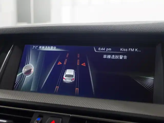 ＢＭＷ ５２３ｉ ツーリング Mスポーツ 兵庫県 2016(平28)年 3.5万km グレイシャーシルバー 純正ナビ/バックカメラ/フルセグTV/ETC/ドライビングアシストプラス/ACC/LDW/衝突回避被害軽減ブレーキ/パワーバックドア/パドルシフト/アルカンターラコンビネーションシート/前席パワーシート/コンフォートアクセス/純正18インチAW/アダプティブLEDヘッドライト