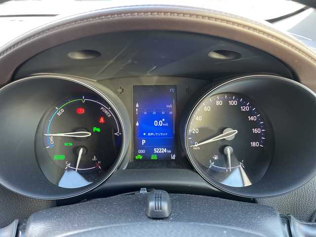 トヨタ Ｃ－ＨＲ G 埼玉県 2017(平29)年 5.3万km センシュアルレッドマイカ 黒レザーシート/前席シートヒーター/Ｄ席パワーシート/純正７インチメモリナビ＆フルセグＴＶ/ （ＤＶＤ＆ＣＤ＆ＢＴ）/バックカメラ/ビルトインＥＴＣ（２．０）/衝突軽減システム/レーダークルーズコントロール/レーンキープアシスト/クリアランスソナー/ＡＣ１００Ｖ充電/電動パーキングブレーキ/オートホールド/純正１８inアルミホイール/オートマチックハイビーム/オートライト/ＬＥＤライト/フォグランプ/電動格納ミラー/スマートキー/プッシュスタート/Ｗ＆サイド＋カーテンエアバッグ/横滑り防止装置/ＡＢＳ/ドアバイザー/フロアマット/新車保証書/取扱説明書/スマートスペアキー有