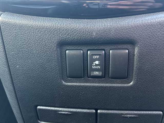 日産 エルグランド 250HWS アーバンクロム 長野県 2013(平25)年 12.9万km ブリリアントホワイトパール 【(株)IDOMが運営する【じしゃロン長野店】の自社ローン対象車両になります。こちらは現金ご利用時の価格です。自社ローンご希望の方は別途その旨お申付け下さい。】					/全方位モニター　/メーカーオプションナビ（ＤＶＤ，ＣＤ、フルセグＴＶ）/ビルトインＥＴＣ　/両側パワースライドドア　/プッシュスタート/ハーフレザーシー/ドラレコ前方のみ/フォグランプ　/フリップダウンモニター