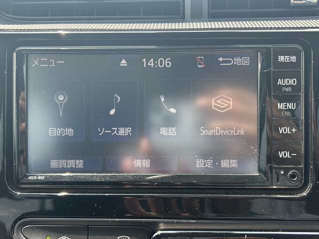 トヨタ アクア G 沖縄県 2019(平31)年 5.8万km ホワイトパールクリスタルシャイン 禁煙車　/ＥＴＣ　/ＬＥＤヘッドライト　/バックカメラ　/クルーズコントロール　/前後コーナーセンサー　/前後ドラレコ　/オートマチックハイビーム　/純正ＳＤナビＡＭ／ＦＭ／ＢＴ　/フルセグテレビ　/衝突被害軽減システム