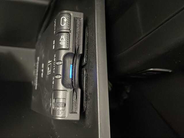 スズキ スペーシア カスタム HYBRID XS 千葉県 2018(平30)年 5.5万km ブルーイッシュブラックパール3 禁煙車/社外ナビ　MDV-D305W（ワンセグTV/BT/CD/SD）/バックカメラ/両側パワースライドドア　/前方ドライブレコーダー /ETC/ステアリングリモコン/デュアルセンサーブレーキサポート/車線逸脱警告/ハーフレザーシート/運転席シートヒーター/LEDヘッドライト/LEDフォグランプ/プッシュスタート/スマートキー/後席サーキュレーター/後席サンシェード/純正アルミホイール15インチ/純正フロアマット/純正ドアバイザー