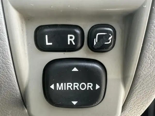 スバル フォレスター 2．0XS プラチナセレクション 秋田県 2008(平20)年 15.6万km オブシディアンブラックパール 純正ナビ/４WD/スマートキー/フルセグ/MTモード付AT/社外アルミ/社外フロアマット/前席シートヒーター/前席パワーシート/ETC/アイドリングストップ/ステアリングスイッチ/プッシュスタート/社外エンジンスターター/サンルーフ/オートエアコン/純正ドアバイザー/パワーステアリング/パワーウィンドウ/ルーフキャリア/レベライザー/電動格納ミラー/保証書/取扱説明書/記録簿