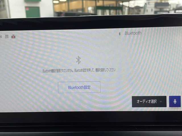 レクサス ＵＸ 300h バージョンC 大阪府 2025(令7)年 0.1万km ソニッククォーツ 純正メモリナビ/・DVD/CD/FM/AM/Bluetooth/Miracast/・フルセグテレビ/ビルトインETC2.0/ドライブレコーダー/全周囲カメラ/衝突軽減ブレーキ/レーンキープアシスト/レーダークルーズコントロール/盗難防止装置/革巻きステアリング/ステアリングリモコン/パドルシフト/ハンドルヒーター/メモリシート（D席+N席）/パワーシート（D席+N席）/シートヒーター（D席+N席）/エアシート（D席+N席）/レザーシート/前後コーナーセンサー/LEDヘッドライト/フォグランプ/オートライト/オートエアコン/スマートキー×2/カードキー×1/プッシュスタート/12V電源/USBジャック×3/純正17インチアルミホイール/純正フロアマット/取扱説明書/ナビ取扱説明書/保証書