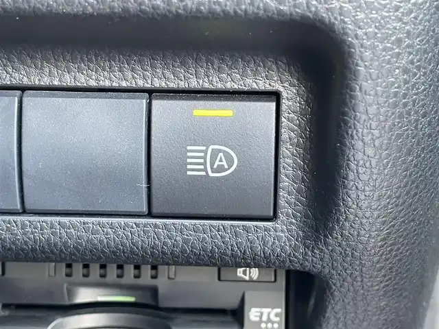 トヨタ ＲＡＶ４ ハイブリットX 道南・函館 2019(令1)年 3.7万km アティチュードブラックマイカ /純正SDナビ//フルセグTV//バックカメラ//ETC//プリクラッシュセーフティ//レーダークルーズコントロール//レーンディパーチャーアラート//オートマチックハイビーム//クリアランスソナー//LEDヘッドライト//オートライト//スマートキー//エンジンプッシュスタート