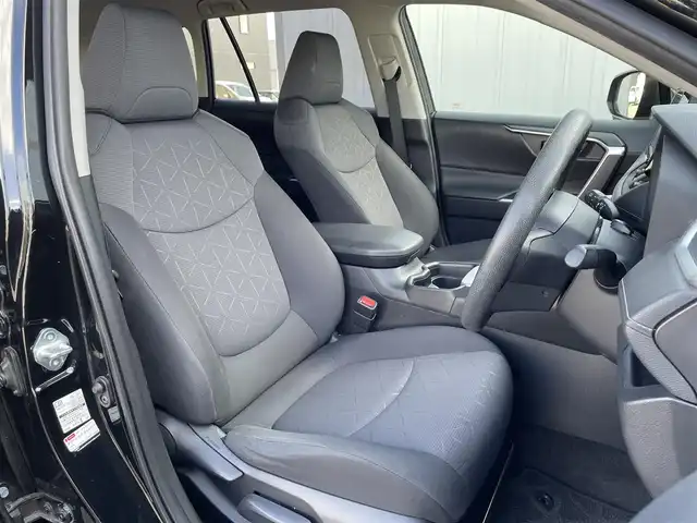 トヨタ ＲＡＶ４ ハイブリットX 道南・函館 2019(令1)年 3.7万km アティチュードブラックマイカ /純正SDナビ//フルセグTV//バックカメラ//ETC//プリクラッシュセーフティ//レーダークルーズコントロール//レーンディパーチャーアラート//オートマチックハイビーム//クリアランスソナー//LEDヘッドライト//オートライト//スマートキー//エンジンプッシュスタート