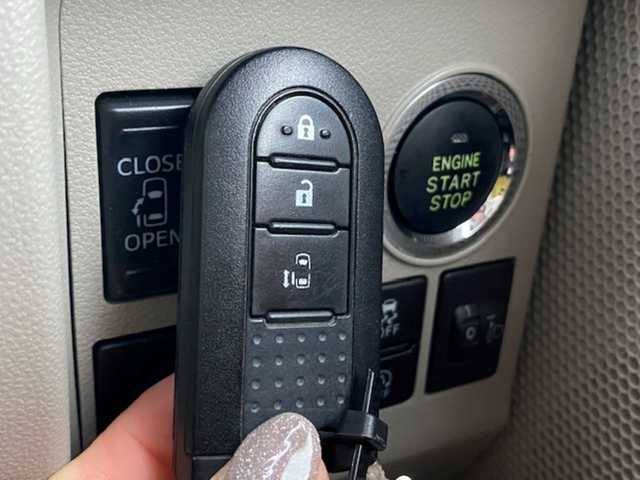 ダイハツ タント X SA Ⅲ 兵庫県 2017(平29)年 2.4万km パールホワイトⅢ スマートアシスト３/純正CDオーディオ/（AM/FM/CD）/オートライト/オートハイビーム/運転席シートヒーター/ドアバイザー/プッシュスタート/片側パワースライドドア/ETC/アイドリングストップ/純正ゴムマット/コーナーセンサー/電動格納ミラー