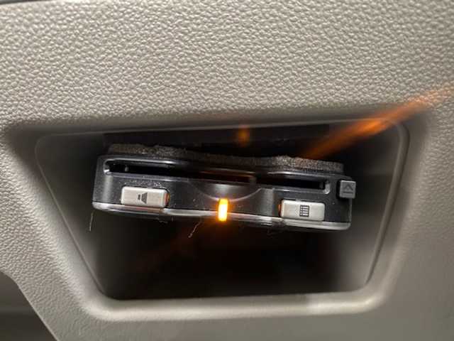 ダイハツ タント X SA Ⅲ 兵庫県 2017(平29)年 2.4万km パールホワイトⅢ スマートアシスト３/純正CDオーディオ/（AM/FM/CD）/オートライト/オートハイビーム/運転席シートヒーター/ドアバイザー/プッシュスタート/片側パワースライドドア/ETC/アイドリングストップ/純正ゴムマット/コーナーセンサー/電動格納ミラー