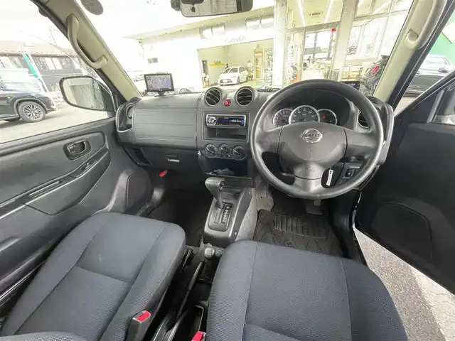 日産 キックス RS 宮城県 2011(平23)年 2.7万km ネアーズブルー ワンオーナー　/４ＷＤ　/ターボ　/ＥＴＣ　/前後ドラレコ（バックモニター兼用）/純正フロアマット　/トラントファーシフトレバー（４ＷＤ切替シフト）　/社外ナビ/社外オーディオ/　CD/FM/AM/MP3/AUX/社外アルミホイール付きサマータイヤ積載/　175/80　15インチ　溝４mm/保証書/取扱説明書