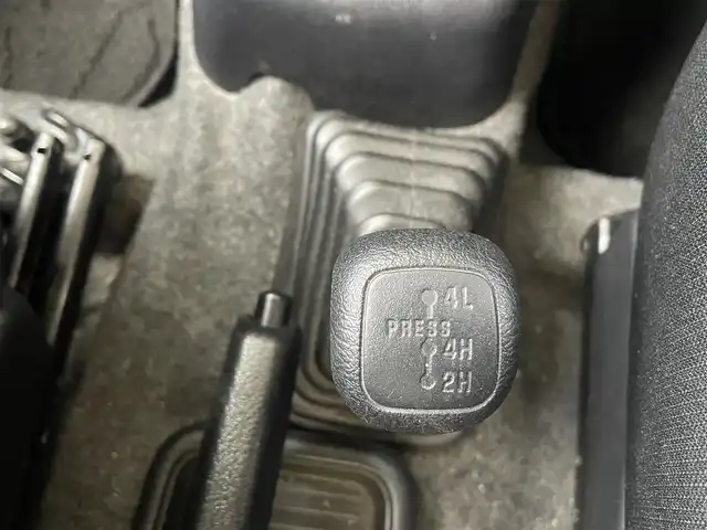 日産 キックス RS 宮城県 2011(平23)年 2.7万km ネアーズブルー ワンオーナー　/４ＷＤ　/ターボ　/ＥＴＣ　/前後ドラレコ（バックモニター兼用）/純正フロアマット　/トラントファーシフトレバー（４ＷＤ切替シフト）　/社外ナビ/社外オーディオ/　CD/FM/AM/MP3/AUX/社外アルミホイール付きサマータイヤ積載/　175/80　15インチ　溝４mm/保証書/取扱説明書