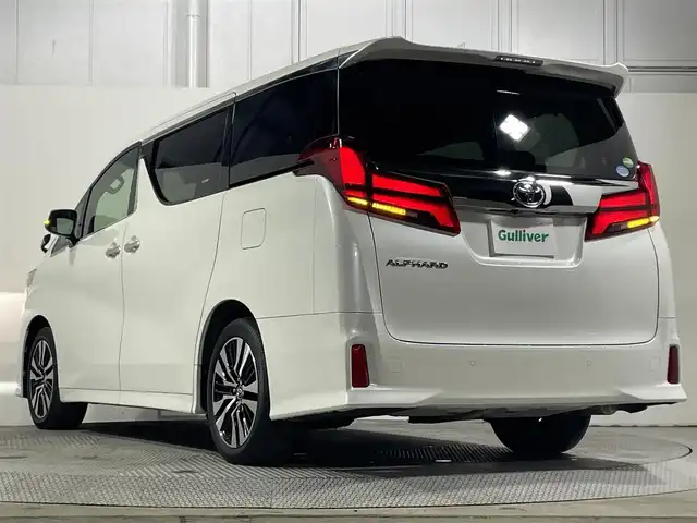 トヨタ アルファード S Cパッケージ 大阪府 2019(平31)年 5万km ホワイトパールクリスタルシャイン サンルーフ　黒革シート　純正ナビ　バックカメラ　Bluetooth　フルセグTV　DVD再生　トヨタセーフティーセンス　レーダークルーズ　両側パワースライドドア　シートヒーター　エアーシート　ビルトインETC　ドライブレコーダー　オートライト　LEDヘッドライト