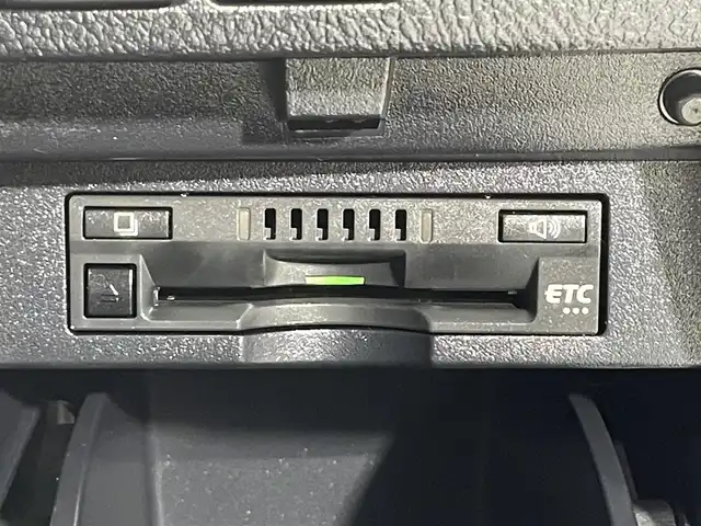 トヨタ アルファード S Cパッケージ 大阪府 2019(平31)年 5万km ホワイトパールクリスタルシャイン サンルーフ　黒革シート　純正ナビ　バックカメラ　Bluetooth　フルセグTV　DVD再生　トヨタセーフティーセンス　レーダークルーズ　両側パワースライドドア　シートヒーター　エアーシート　ビルトインETC　ドライブレコーダー　オートライト　LEDヘッドライト