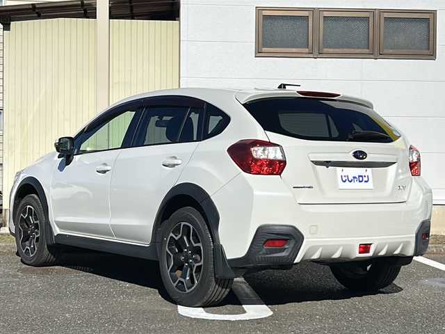 スバル インプレッサ ＸＶ 2．0i－L アイサイト 東京都 2015(平27)年 7.3万km クリスタルホワイトP (株)IDOMが運営する【じしゃロン国分寺店】の自社ローン対象車両になります。こちらは現金ご利用時の価格です。自社ローンご希望の方は別途その旨お申付け下さい。/***車検証来たら諸現データ見直し＊＊＊/アイサイト/４ＷＤ/純正メモリナビ（CN-LR700D）Bluetooth/フルセグテレビ/バックカメラ/プッシュスタート/スマートキー/パドルシフト/LED/フォグ/ETC