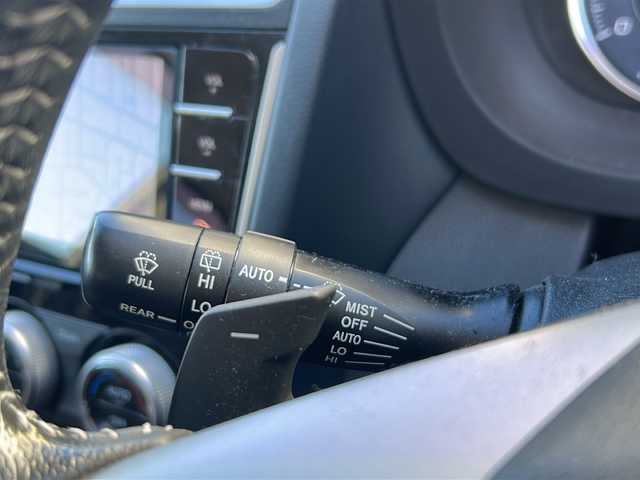 スバル インプレッサ ＸＶ 2．0i－L アイサイト 東京都 2015(平27)年 7.3万km クリスタルホワイトP (株)IDOMが運営する【じしゃロン国分寺店】の自社ローン対象車両になります。こちらは現金ご利用時の価格です。自社ローンご希望の方は別途その旨お申付け下さい。/***車検証来たら諸現データ見直し＊＊＊/アイサイト/４ＷＤ/純正メモリナビ（CN-LR700D）Bluetooth/フルセグテレビ/バックカメラ/プッシュスタート/スマートキー/パドルシフト/LED/フォグ/ETC