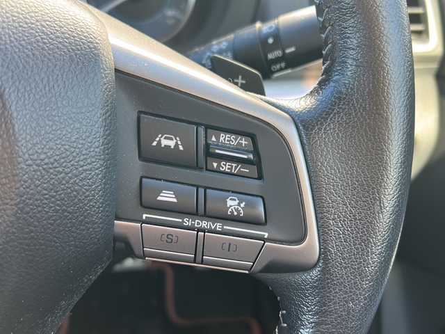 スバル インプレッサ ＸＶ 2．0i－L アイサイト 東京都 2015(平27)年 7.3万km クリスタルホワイトP (株)IDOMが運営する【じしゃロン国分寺店】の自社ローン対象車両になります。こちらは現金ご利用時の価格です。自社ローンご希望の方は別途その旨お申付け下さい。/***車検証来たら諸現データ見直し＊＊＊/アイサイト/４ＷＤ/純正メモリナビ（CN-LR700D）Bluetooth/フルセグテレビ/バックカメラ/プッシュスタート/スマートキー/パドルシフト/LED/フォグ/ETC