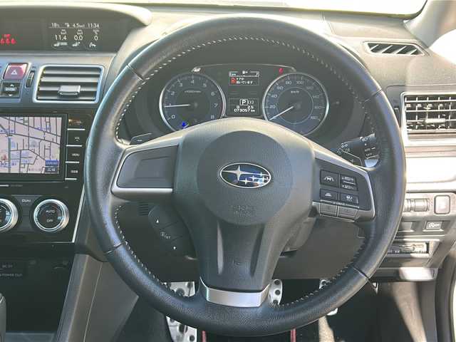 スバル インプレッサ ＸＶ 2．0i－L アイサイト 東京都 2015(平27)年 7.3万km クリスタルホワイトP (株)IDOMが運営する【じしゃロン国分寺店】の自社ローン対象車両になります。こちらは現金ご利用時の価格です。自社ローンご希望の方は別途その旨お申付け下さい。/***車検証来たら諸現データ見直し＊＊＊/アイサイト/４ＷＤ/純正メモリナビ（CN-LR700D）Bluetooth/フルセグテレビ/バックカメラ/プッシュスタート/スマートキー/パドルシフト/LED/フォグ/ETC