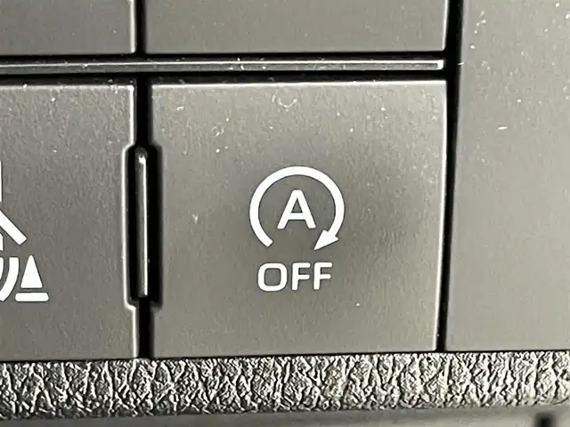 ダイハツ ムーヴ キャンバス セオリー G 福岡県 2023(令5)年 1.1万km シャイニングホワイトパール 社外ナビ／フルセグＴＶ　/バックカメラ　/ホットカップホルダー　/ＥＴＣ　/前後ドラレコ　/コーナーセンサー　/衝突軽減ブレーキ　/横滑り防止装置　/アイドリングストップ　/シートヒーター　/両側電動スライドドア　/ＬＥＤヘッドライト