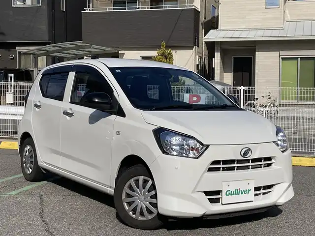 ダイハツ ミラ イース L SAⅢ 兵庫県 2019(令1)年 2.8万km ホワイト ワンオーナー/純正メモリーナビ(NMZK-W69D)/フルセグTV/CD/DVD/SD/Bluetooth/FM/AM/バックカメラ/ETC/前後ドライブレコーダー(DRY-TW8500)/スマートアシストIII/・衝突警報(対車両・歩行者)/・衝突回避支援ブレーキ(対車両・歩行者)/・前後誤発進抑制/・車両逸脱警報/・先行車発進告知/・オートハイビーム/前後クリアランスソナー/電格ミラー/アイドリングストップ/横滑り防止装置/ヘッドライトレベライザー/ISOFIX/ドアバイザー/フロアマット/スペアキー1本(板鍵)/新車時保証書/抜粋版取扱説明書