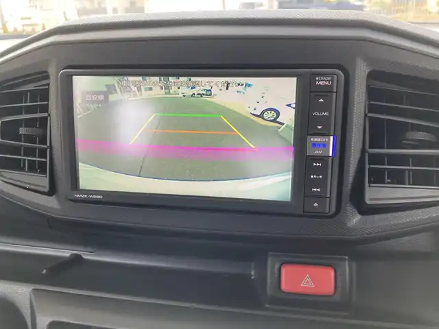 ダイハツ ミラ イース L SAⅢ 兵庫県 2019(令1)年 2.8万km ホワイト ワンオーナー/純正メモリーナビ(NMZK-W69D)/フルセグTV/CD/DVD/SD/Bluetooth/FM/AM/バックカメラ/ETC/前後ドライブレコーダー(DRY-TW8500)/スマートアシストIII/・衝突警報(対車両・歩行者)/・衝突回避支援ブレーキ(対車両・歩行者)/・前後誤発進抑制/・車両逸脱警報/・先行車発進告知/・オートハイビーム/前後クリアランスソナー/電格ミラー/アイドリングストップ/横滑り防止装置/ヘッドライトレベライザー/ISOFIX/ドアバイザー/フロアマット/スペアキー1本(板鍵)/新車時保証書/抜粋版取扱説明書