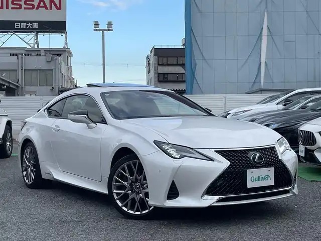 レクサス ＲＣ 300h バージョンL 兵庫県 2021(令3)年 4万km ホワイトノーヴァガラスフレーク 外部検査実施済み//ワンオーナー//内装：オーカー//OP 19インチAW//OP ムーンルーフ（チルト&スライド）//OP 寒冷地仕様/（リヤフォグ/ヘッドランプクリーナー/ウィンドシールドデアイサー）//純正メモリーナビ（10.3インチ）//地デジ/DVD/BT/USB/AUX/Miracast//ステアリングリモコン（ハンドルヒーター付）//バックカメラ//パドルシフト//本革シート//ヒーター/ベンチレーション/電動/運転席メモリ//3眼LEDヘッドランプ//ビルトインETC//ドライブレコーダー前後//レーダークルーズコントロール//ブラインドスポットモニター//リヤクロストラフィックアラート//オートマチックハイビーム//レーンディパーチャーアラート//クリアランスソナー