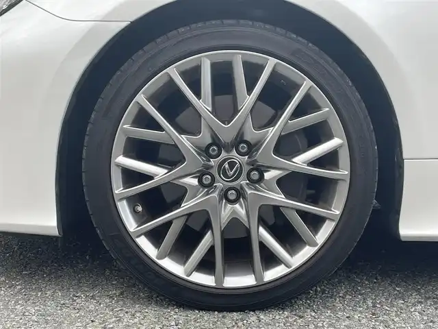 レクサス ＲＣ 300h バージョンL 兵庫県 2021(令3)年 4万km ホワイトノーヴァガラスフレーク 外部検査実施済み//ワンオーナー//内装：オーカー//OP 19インチAW//OP ムーンルーフ（チルト&スライド）//OP 寒冷地仕様/（リヤフォグ/ヘッドランプクリーナー/ウィンドシールドデアイサー）//純正メモリーナビ（10.3インチ）//地デジ/DVD/BT/USB/AUX/Miracast//ステアリングリモコン（ハンドルヒーター付）//バックカメラ//パドルシフト//本革シート//ヒーター/ベンチレーション/電動/運転席メモリ//3眼LEDヘッドランプ//ビルトインETC//ドライブレコーダー前後//レーダークルーズコントロール//ブラインドスポットモニター//リヤクロストラフィックアラート//オートマチックハイビーム//レーンディパーチャーアラート//クリアランスソナー