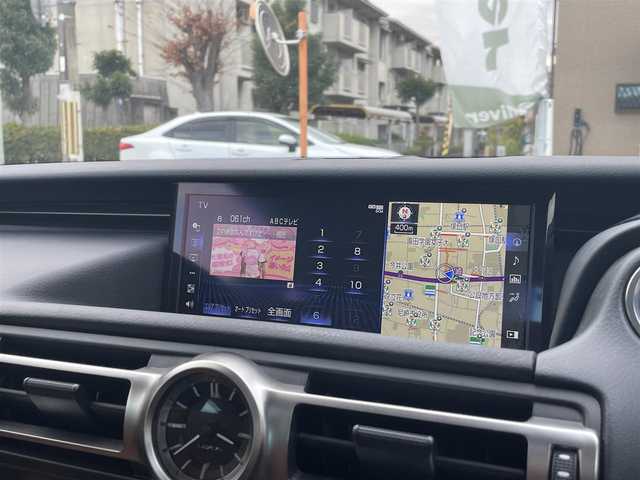 レクサス ＲＣ 300h バージョンL 兵庫県 2021(令3)年 4万km ホワイトノーヴァガラスフレーク 外部検査実施済み//ワンオーナー//内装：オーカー//OP 19インチAW//OP ムーンルーフ（チルト&スライド）//OP 寒冷地仕様/（リヤフォグ/ヘッドランプクリーナー/ウィンドシールドデアイサー）//純正メモリーナビ（10.3インチ）//地デジ/DVD/BT/USB/AUX/Miracast//ステアリングリモコン（ハンドルヒーター付）//バックカメラ//パドルシフト//本革シート//ヒーター/ベンチレーション/電動/運転席メモリ//3眼LEDヘッドランプ//ビルトインETC//ドライブレコーダー前後//レーダークルーズコントロール//ブラインドスポットモニター//リヤクロストラフィックアラート//オートマチックハイビーム//レーンディパーチャーアラート//クリアランスソナー