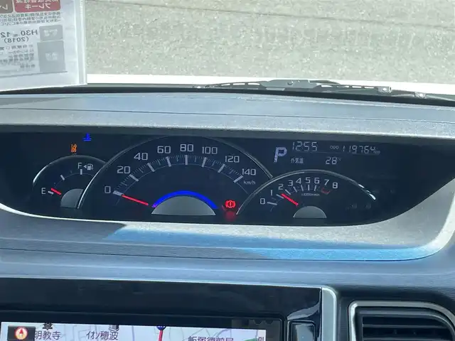 ダイハツ タント カスタムX トップED VS SAⅢ 福岡県 2018(平30)年 12万km パールホワイトⅢ 純正8インチナビ/【NSZN-X69D:CD/DVD/Bluetooth/フルセグTV】/全方位カメラ/スマートキー/ステアリングスイッチ/両側パワースライドドア /衝突被害軽減ブレーキ/LEDヘッドランプ/フォグランプ /オートライト/ハーフレザーシート/D席シートヒーター/ドライブレコーダー/社外14インチAW/サマータイヤ付き純正14インチAW車載/オード電動格納ミラー/保証書/取扱説明書
