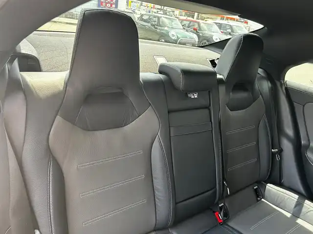 メルセデス・ベンツ ＣＬＡ２５０ 4MATIC AMGライン 富山県 2020(令2)年 1.6万km コスモスブラック サンルーフ/４WD/ターボ/Apple car play/純正HDDナビ/フルセグTV/Bluetooth/USB（タイプC）/ACC/ETC2.0/前ドラレコ/D/N席パワーシート/D/N席シートヒーター/パドルシフト/AM/FMラジオ/ワイヤレスチャージ/アイドリングストップ/レーダーセーフティパッケージ/・アクティブディスタンスアシストディストロニック/・アクティブブレーキアシスト/・アクティブブラインドスポットアシスト/・アクティブレーンキープアシスト/・リアクロストラフィックアラーム/アドバンスドパッケージ/・360°カメラシステム/・ヘッドアップシステム/・アドバンスドサウンシステム/レザーエクスクルーシブパッケージ/・ブラックレザーシート