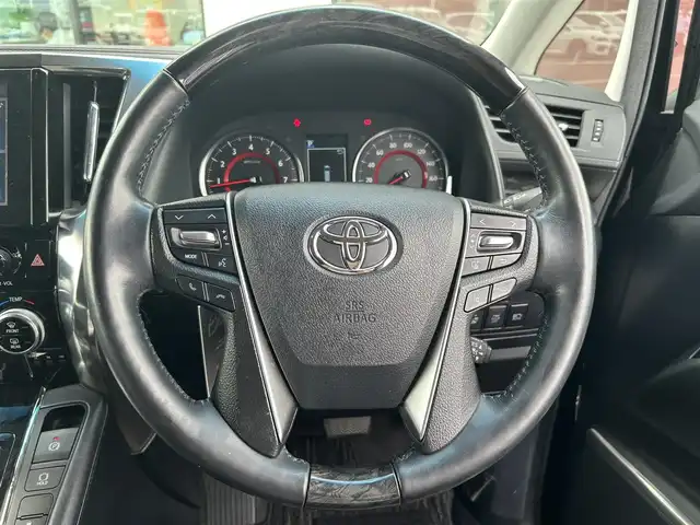 トヨタ ヴェルファイア Z Gエディション 栃木県 2020(令2)年 3.3万km ブラック トヨタセーフティセンス/ツインムーンルーフ/デジタルインナーミラー/純正ナビ/フルセグTV/DVD/Bluetooth/純正フリップダウンモニター/バックカメラ/ビルトインETC2.0/レザーシート/パワーシート/シートヒーター/エアシート/パワーバックドア/ステアリングリモコン/ヒーター/ドライブレコーダー/ブラインドスポットモニター/レーダークルーズコントロール