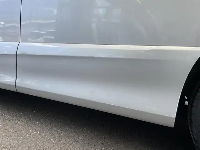 日産 セレナ ハイウェイS G S HV Aセーフ 埼玉県 2015(平27)年 7万km ブリリアントシルバー /パノラミックルーフ//純正メモリナビ//フルセグTV//アラウンドビューモニター//フリップダウンモニター//CD/DVD/Bluetooth//両側パワースライドドア//クルーズコントロール//ビルトインETC//スマートキー×2//衝突軽減ブレーキ//車線逸脱警報//Wエアバッグ&ABS//横滑り防止装置//前後ドライブレコーダー//革巻きステアリング//アイドリングSTOP//オートライト//Fフォグランプ//プライバシーガラス//ドアバイザー//純正16インチAW//新車時保証書//取扱説明書//ナビ取説