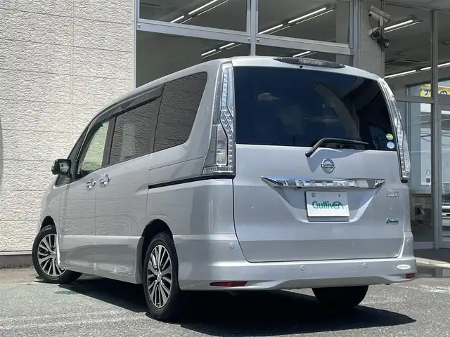 日産 セレナ ハイウェイS G S HV Aセーフ 埼玉県 2015(平27)年 7万km ブリリアントシルバー /パノラミックルーフ//純正メモリナビ//フルセグTV//アラウンドビューモニター//フリップダウンモニター//CD/DVD/Bluetooth//両側パワースライドドア//クルーズコントロール//ビルトインETC//スマートキー×2//衝突軽減ブレーキ//車線逸脱警報//Wエアバッグ&ABS//横滑り防止装置//前後ドライブレコーダー//革巻きステアリング//アイドリングSTOP//オートライト//Fフォグランプ//プライバシーガラス//ドアバイザー//純正16インチAW//新車時保証書//取扱説明書//ナビ取説