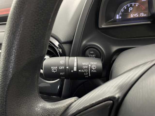 マツダ デミオ 13S 栃木県 2014(平26)年 6.5万km ブルーリフレックスマイカ 純正SDナビ/（BT　DVD　USB　CD　AM　FM)/フルセグTV/衝突軽減ブレーキ/バックカメラ/ステアリングスイッチ/キーレススマートキー/純正16インチアルミホイール/電動格納ミラー/アイドリングストップ/ETC/プッシュスタート/純正フロアマット