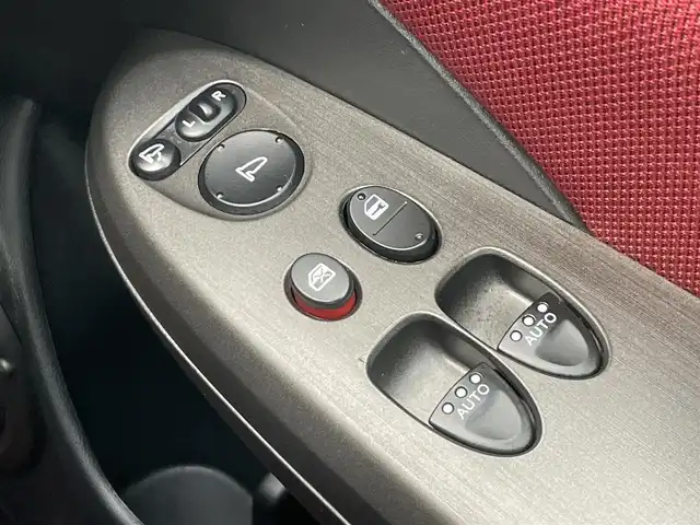 ホンダ シビック タイプR ユーロ 静岡県 2010(平22)年 7.1万km チャンピオンシップホワイト ６速MT /VSA  /バックソナー　/社外ナビ　/純正CDオーディオ　/ETC /ステアリングスイッチ  /革巻きステアリング　/純正１８インチAW /ウィンカーミラー /リモコンキー /保証書　/取説
