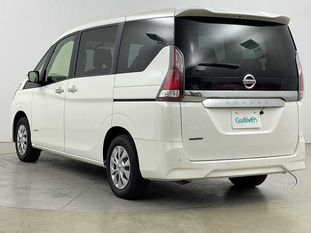 日産 セレナ X V 道央・札幌 2022(令4)年 4.8万km ブリリアントホワイトパール ・4WD/・社外ナビ（AVIC-RZ403）/・BT/CD/DVD/SD/USB/・バックカメラ/・両側パワースライドドア/・クルーズコントロール/・エマージェンシーブレーキ/・ブラインドスポットモニター/・レーンキープアシスト/・ステアリングスイッチ/・ETC/・LEDオートライト/・オートマチックハイビーム/・プッシュスタート/・スマートキー