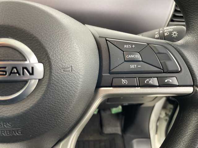 日産 セレナ X V 道央・札幌 2022(令4)年 4.8万km ブリリアントホワイトパール ・4WD/・社外ナビ（AVIC-RZ403）/・BT/CD/DVD/SD/USB/・バックカメラ/・両側パワースライドドア/・クルーズコントロール/・エマージェンシーブレーキ/・ブラインドスポットモニター/・レーンキープアシスト/・ステアリングスイッチ/・ETC/・LEDオートライト/・オートマチックハイビーム/・プッシュスタート/・スマートキー