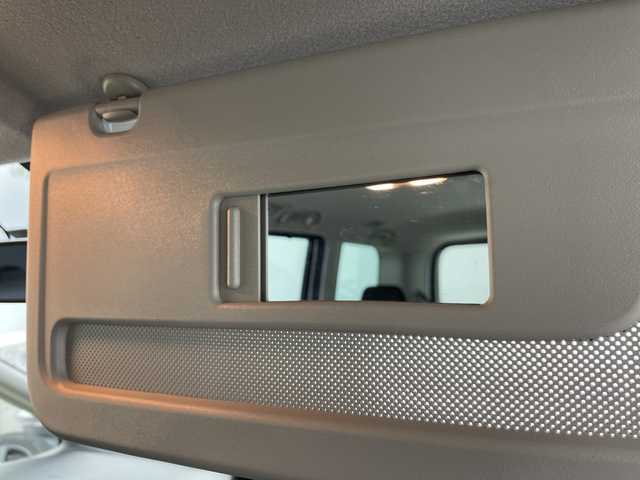 日産 セレナ X V 道央・札幌 2022(令4)年 4.8万km ブリリアントホワイトパール ・4WD/・社外ナビ（AVIC-RZ403）/・BT/CD/DVD/SD/USB/・バックカメラ/・両側パワースライドドア/・クルーズコントロール/・エマージェンシーブレーキ/・ブラインドスポットモニター/・レーンキープアシスト/・ステアリングスイッチ/・ETC/・LEDオートライト/・オートマチックハイビーム/・プッシュスタート/・スマートキー