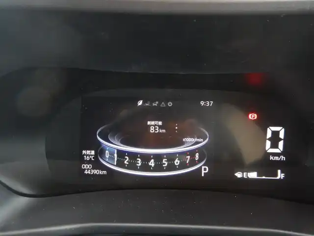 トヨタ ライズ Z 静岡県 2020(令2)年 4.5万km シャイニングホワイトパール PCS（プリクラッシュセーフティ）/車線逸脱警報/ACC(アクティブクルーズコントロール)/横滑り防止/純正ナビゲーション/・NSZT-W68T/・Bluetooth接続/・SD/・地デジフルセグ/・DVD再生/バックカメラ/本革ステアリング/ステアリングスイッチ/純正17インチアルミ/ビルトインETC/MTモード付AT/前席シートヒーター/アイドリングストップ/USBポート×3/・前×1/・後×2/オートライト/フォグライト/リアフォグライト/純正フロアマット/純正ドアバイザー/ウインカーミラー/オートリトラミラー/プッシュスタート/スマートキー×2/スペアタイヤ/新車保証書/取扱説明書/整備記録簿/・新車1ヶ月、6ヶ月、R3、R4、R5、R6、R7