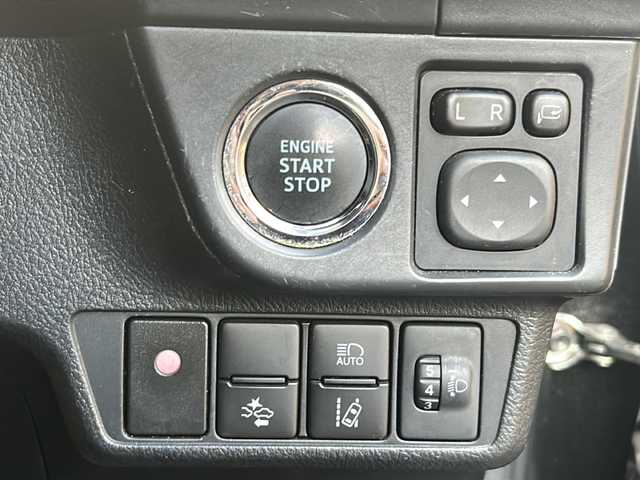 トヨタ カローラ フィールダー 1．5G 神奈川県 2015(平27)年 4.6万km ブラックマイカ ワンオーナー/純正SDナビ/　Bluetooth/CD/フルセグTV/バックカメラ/ルーフレール/衝突被害軽減システム/レーンキープアシスト/横滑り防止装置/ビルトインETC/純正フロアマット/保証書/取扱説明書/スペアキー