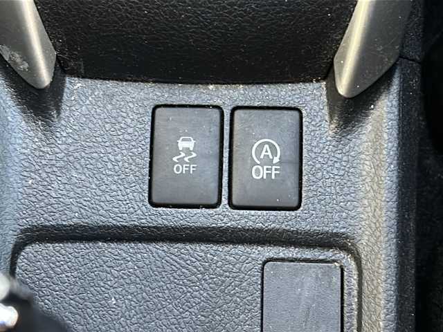 トヨタ カローラ フィールダー 1．5G 神奈川県 2015(平27)年 4.6万km ブラックマイカ ワンオーナー/純正SDナビ/　Bluetooth/CD/フルセグTV/バックカメラ/ルーフレール/衝突被害軽減システム/レーンキープアシスト/横滑り防止装置/ビルトインETC/純正フロアマット/保証書/取扱説明書/スペアキー