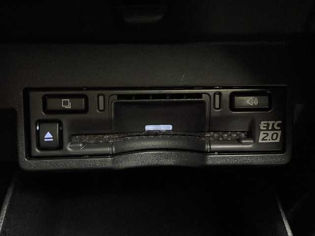 レクサス ＮＸ 450h+ バージョンL 茨城県 2023(令5)年 2.3万km グラファイトブラックガラスフレーク 純正ナビ付ディスプレイオーディオ/・全方位カメラ/・Bluetooth/・フルセグTV/・マークレビンソンサウンド/・HDMI/追従型クルーズコントロール/BSM/４WD/サンルーフ/前後コーナーセンサー/純正ビルドインETC/電動リアゲート/デジタルインナーミラー/ステアリングヒーター/パワーシート（D+N席）/シートベンチレーション（D+N席）/シートヒーター（D+N席）/Advanced Park/トレイルモード/プラグインHV充電ケーブル有/衝突被害軽減ブレーキ/W+サイドエアバッグ/カーテンエアバッグ/LEDヘッドライト/オートライト/オートマチックハイビーム/純正フロアマット/純正アルミホール