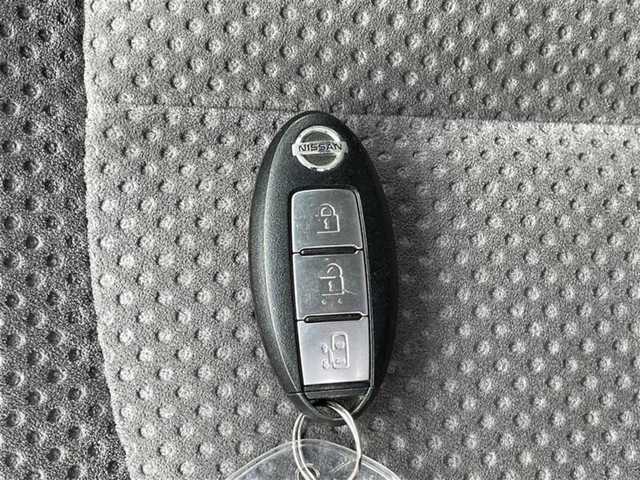 日産 エルグランド ライダー 黒クロス マニュアル 大阪府 2011(平23)年 8.6万km ブリリアントホワイトパール (株)IDOMが運営する【じしゃロン東大阪店】の自社ローン対象車両になります。こちらは現金ご利用時の価格です。自社ローンご希望の方は別途その旨お申付け下さい。/純正HDDナビ【CD/DVD/Bluetooth】/フルセグTV/バックカメラ/全周囲カメラ/片側パワースライドドア/コーナーセンサー/プッシュスタート/ETC/社外ホイール/禁煙車/ドアバイザー/ステアリングスイッチ/フォグランプ/ウィンカーミラー/アラウンドビューモニター/スペアスマートキー