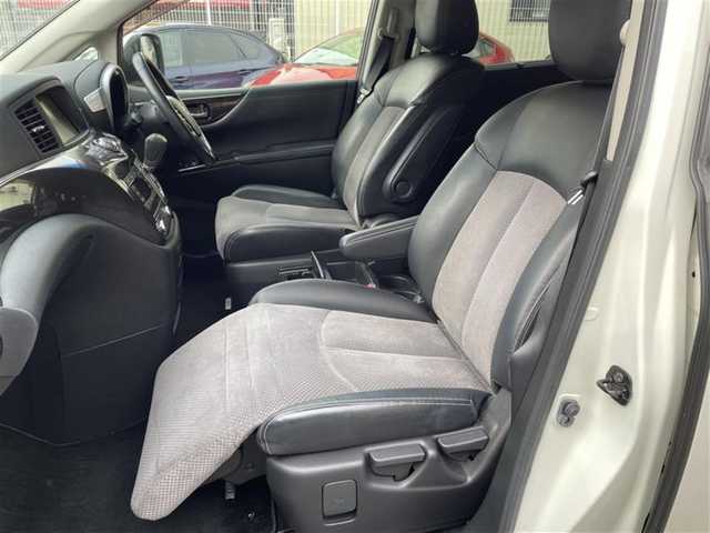 日産 エルグランド ライダー 黒クロス マニュアル 大阪府 2011(平23)年 8.6万km ブリリアントホワイトパール (株)IDOMが運営する【じしゃロン東大阪店】の自社ローン対象車両になります。こちらは現金ご利用時の価格です。自社ローンご希望の方は別途その旨お申付け下さい。/純正HDDナビ【CD/DVD/Bluetooth】/フルセグTV/バックカメラ/全周囲カメラ/片側パワースライドドア/コーナーセンサー/プッシュスタート/ETC/社外ホイール/禁煙車/ドアバイザー/ステアリングスイッチ/フォグランプ/ウィンカーミラー/アラウンドビューモニター/スペアスマートキー