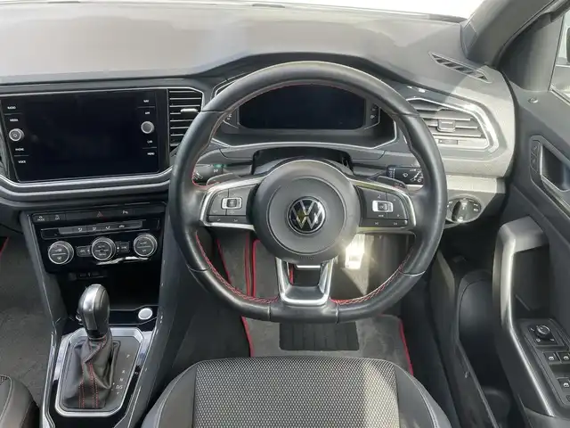 フォルクスワーゲン Ｔ－ロック TDI スポーツ 千葉県 2021(令3)年 4.9万km ピュアホワイト 衝突軽減ブレーキ/レーダークルーズ/車線逸脱警報/ＢＳＭ/バーチャルコックピット/純正ナビ/バックカメラ/パドルシフト/Ｂｌｕｅｔｏｏｔｈ／ＡｐｐｌｅＣａｒＰｌａｙ／ＡｎｄｒｏｉｄＡｕｔｏ　/オートハイビーム