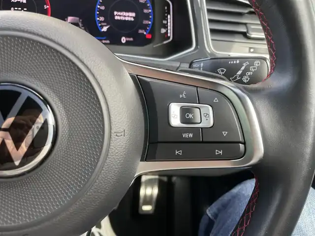 フォルクスワーゲン Ｔ－ロック TDI スポーツ 千葉県 2021(令3)年 4.9万km ピュアホワイト 衝突軽減ブレーキ/レーダークルーズ/車線逸脱警報/ＢＳＭ/バーチャルコックピット/純正ナビ/バックカメラ/パドルシフト/Ｂｌｕｅｔｏｏｔｈ／ＡｐｐｌｅＣａｒＰｌａｙ／ＡｎｄｒｏｉｄＡｕｔｏ　/オートハイビーム