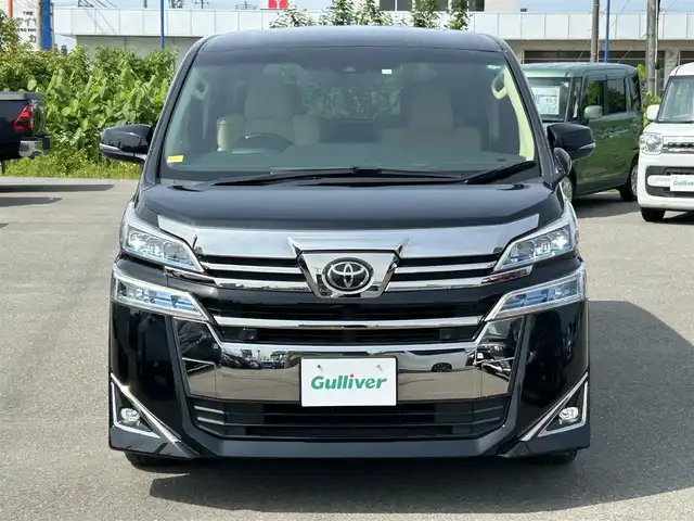 トヨタ ヴェルファイア V 山形県 2020(令2)年 7.6万km ブラック トヨタセーフティセンス/7人乗り/両側パワースライドドア/純正ナビ/　【USB BTMiracast】/バックカメラ/レザーシート/シートヒーター・エアシート/パワーシート/ETC２．０/ステアリングスイッチ/レーダークルーズコントロール/オットマン/キャプテンシート/コーナーセンサー/LEDライト/フォグランプ/ウィンカーミラー/純正フロアマット
