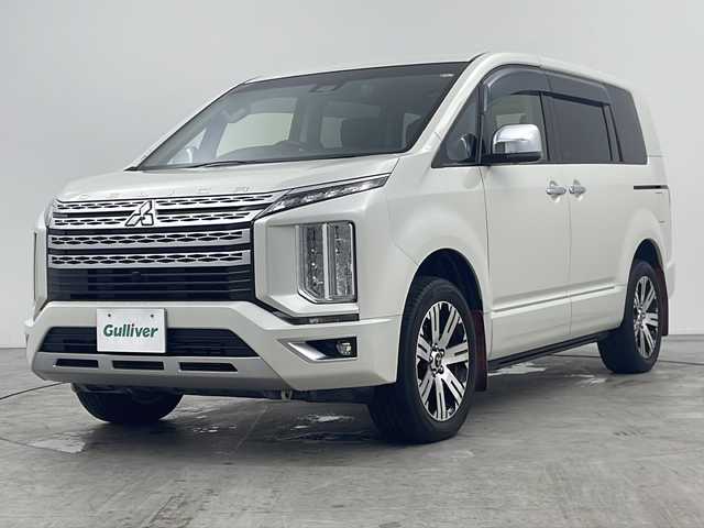 三菱 デリカＤ：５ P 三重県 2020(令2)年 4.8万km ウォームホワイトパール 禁煙車/純正10インチナビ/CD/DVD/SD/BT/フルセグTV/全方位カメラ/パートタイム4WD/衝突被害軽減ブレーキ/レーンキープアシスト/レーダークルーズコントロール/ブラインドスポットモニター/両側パワースライドドア/純正フリップダウンモニター/電動リアゲート/電動サイドステップ/シートヒーター（D.N）/ETC/ドライブレコーダー/オートブレーキホールド/オートハイビーム
